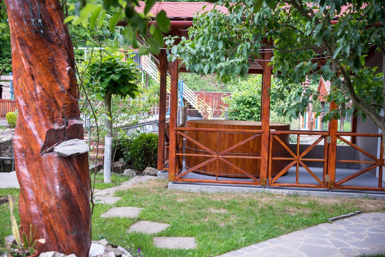 Pension Casa Maria Sovata Exteriör bild